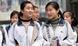 第三套校服爆料视频大全,视频大全带你领略校园时尚新潮流